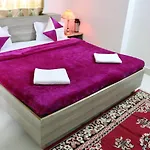 Hotel Santosh