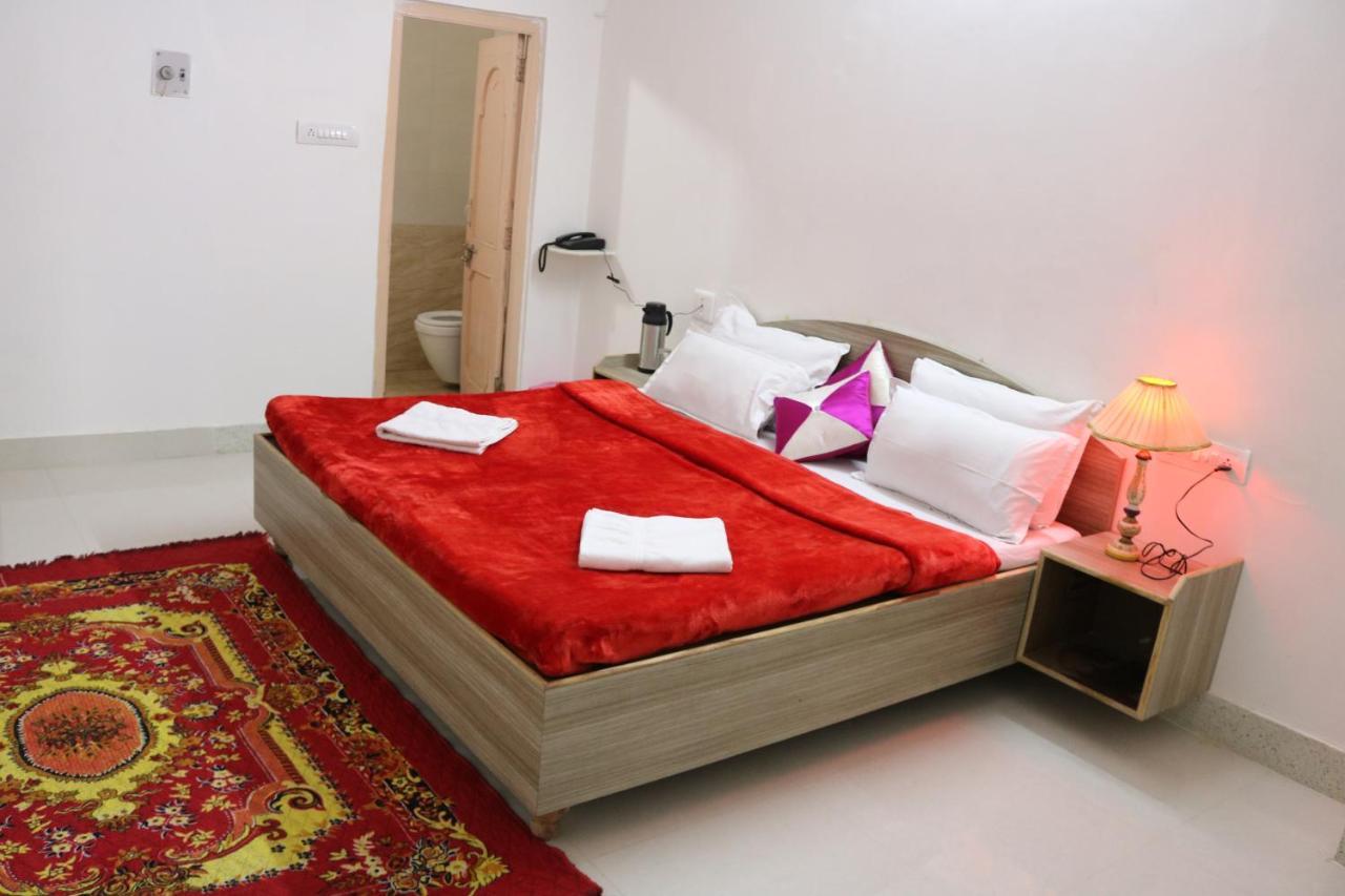 Hotel Santosh Hotel *