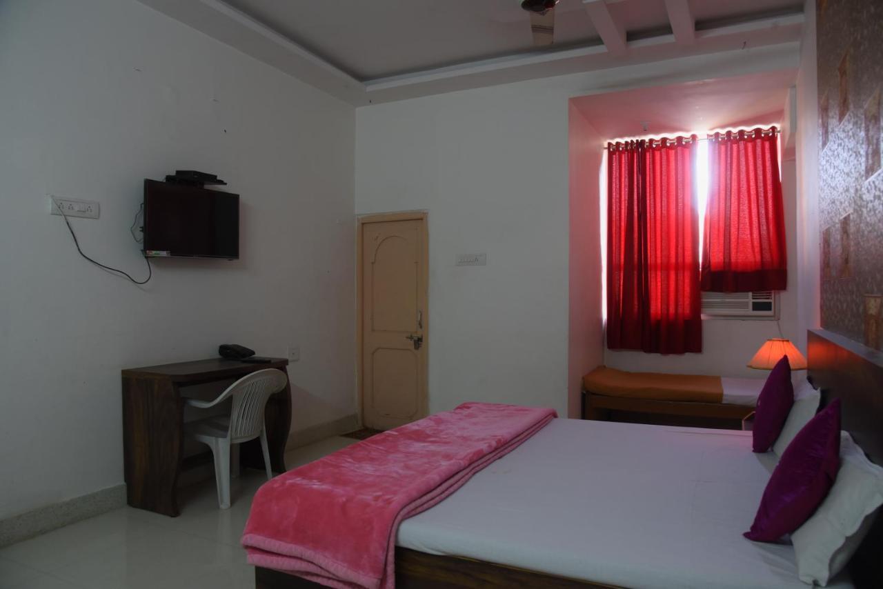 Hotel Santosh Hotel